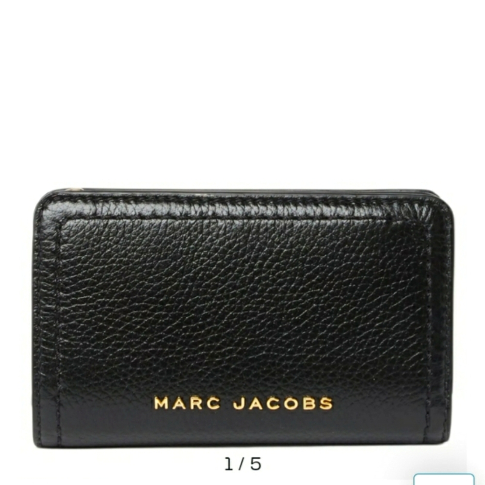 Marc Jacob's Wallet!